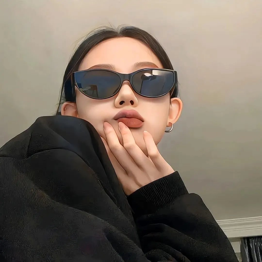 炽夜$新版：入夜，对她上瘾